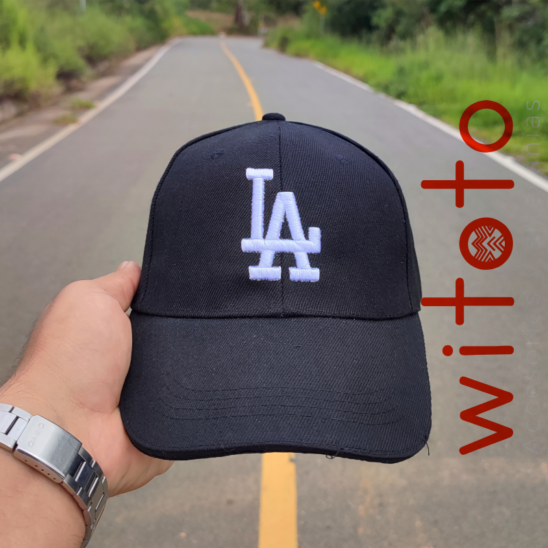 GORRA LOS ANGELES NEGRA LOGO BLANCO